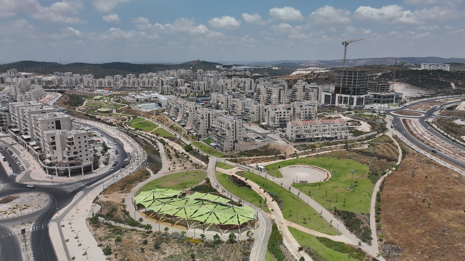 מבט אווירי על הפארק הרובעי בבית שמש