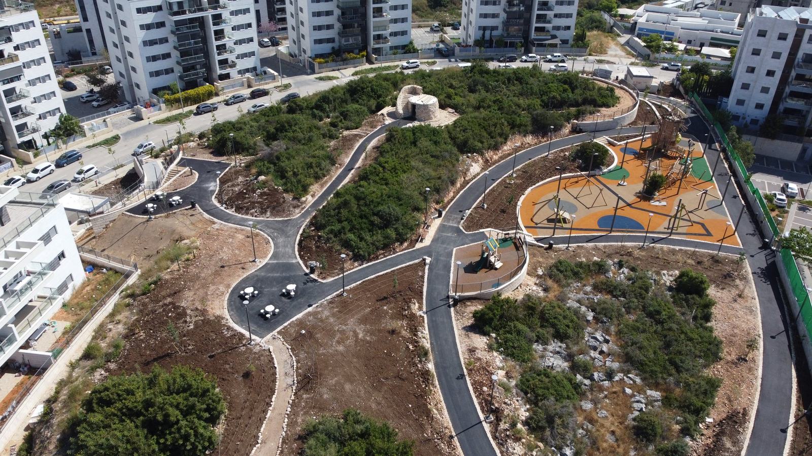 שבילים, מתקני משחק ופיתוח נופי בפרויקט שצ״פים בחריש