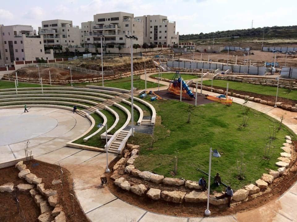 אמפיתיאטרון פתוח ופיתוח נופי בשצ״פ צור יצחק