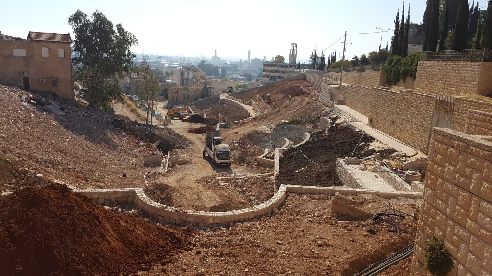 עבודות פיתוח נופי במהלך ביצוע בוואדי סאליב